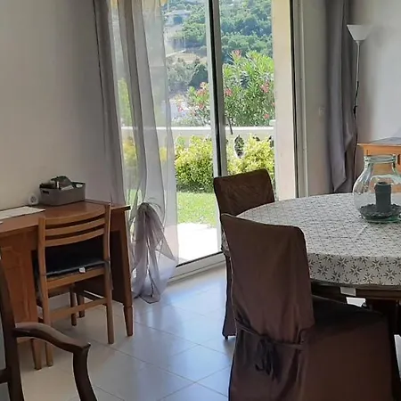 Maison Margot ואלאוריס